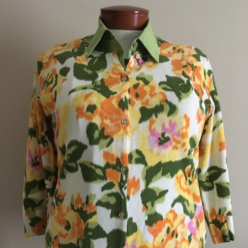 EUC Isaac Mizrahi Floral Cardigan